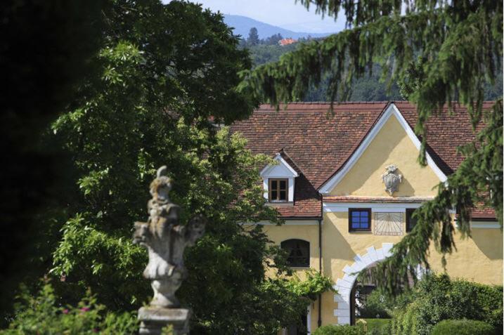 Schlosshotel Obermayerhofen Sebersdorf Esterno foto
