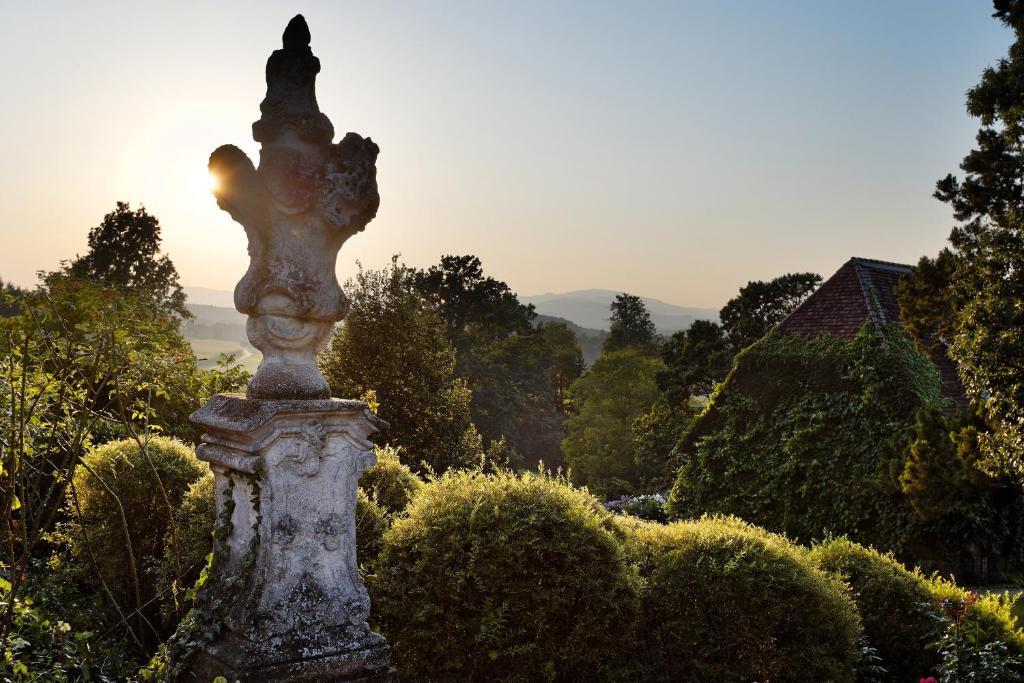 Schlosshotel Obermayerhofen Sebersdorf Esterno foto