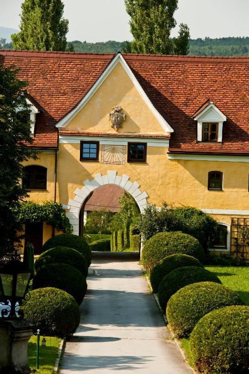 Schlosshotel Obermayerhofen Sebersdorf Esterno foto
