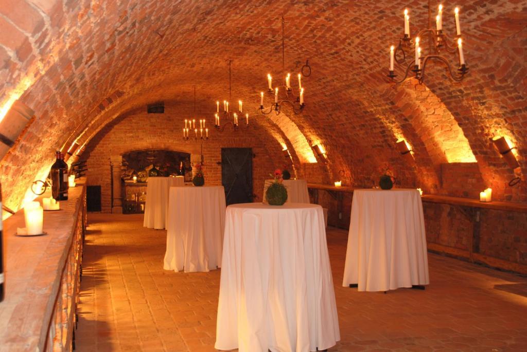 Schlosshotel Obermayerhofen Sebersdorf Esterno foto