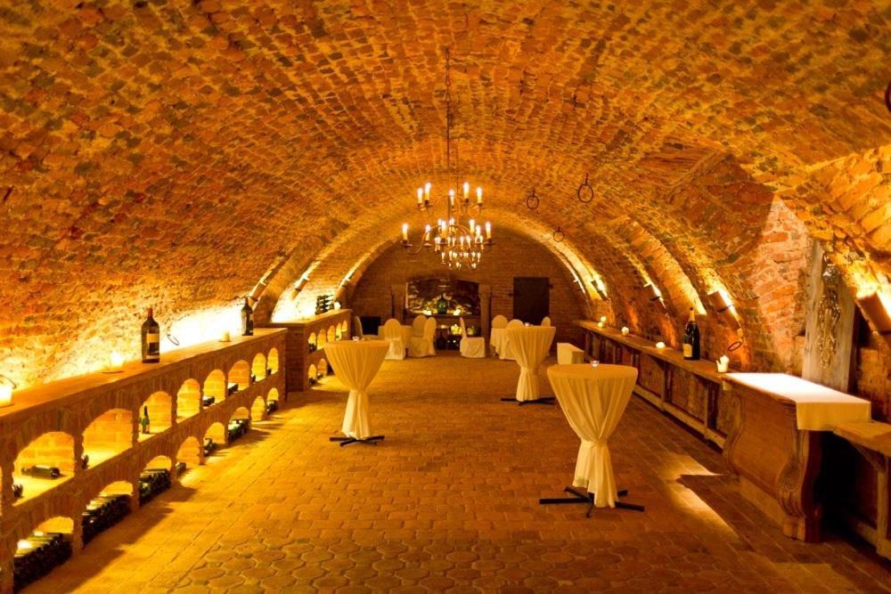 Schlosshotel Obermayerhofen Sebersdorf Esterno foto